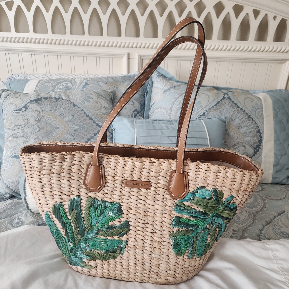 MICHAEL Michael Kors Malibu Large Trapezoid Tote